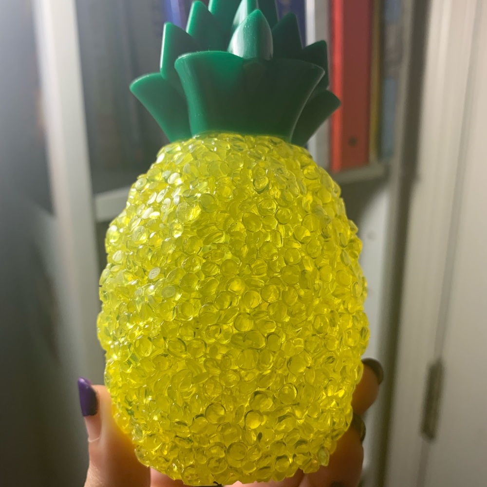 Pineapple decoration